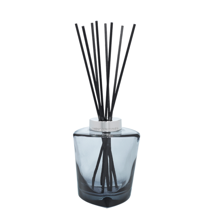 Black Terra Bouquet - Image 1